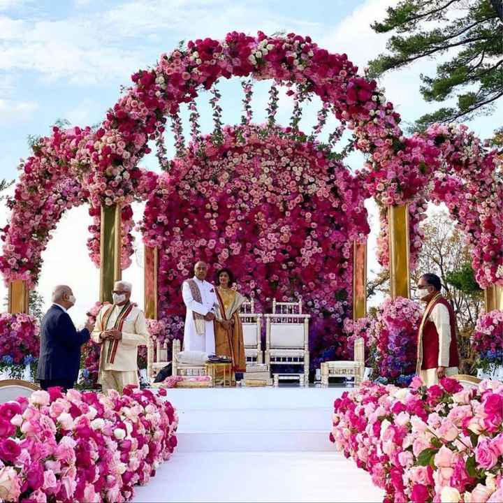 Filling the entire reception with flowers…am i budgeting too low? - 1