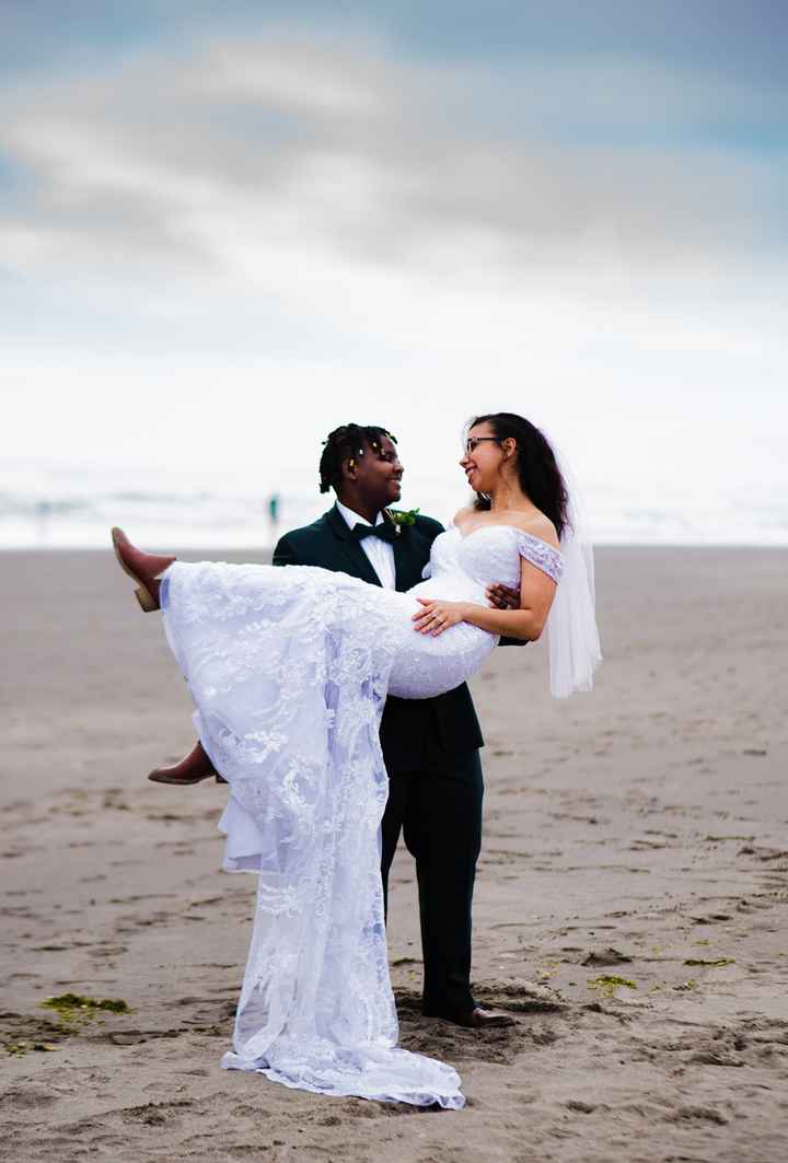 Pro-bam - $5k Oregon Coast Elopement With Our Pup - 18