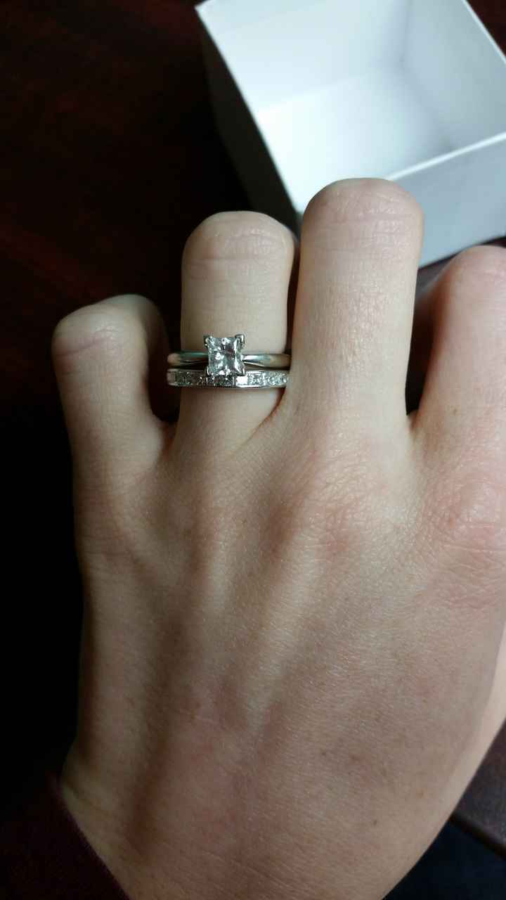Let's make our long Friday afternoons better with some dress and rings!!'