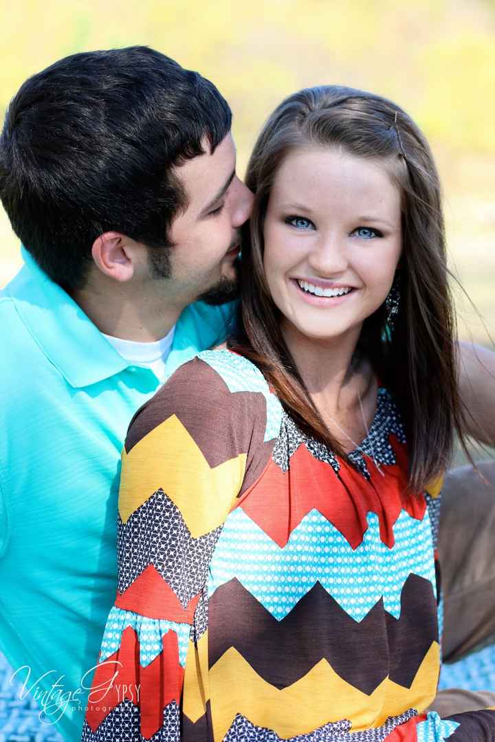 Help!!!! "Spontaneous" Engagement Photo Session... UPDATE