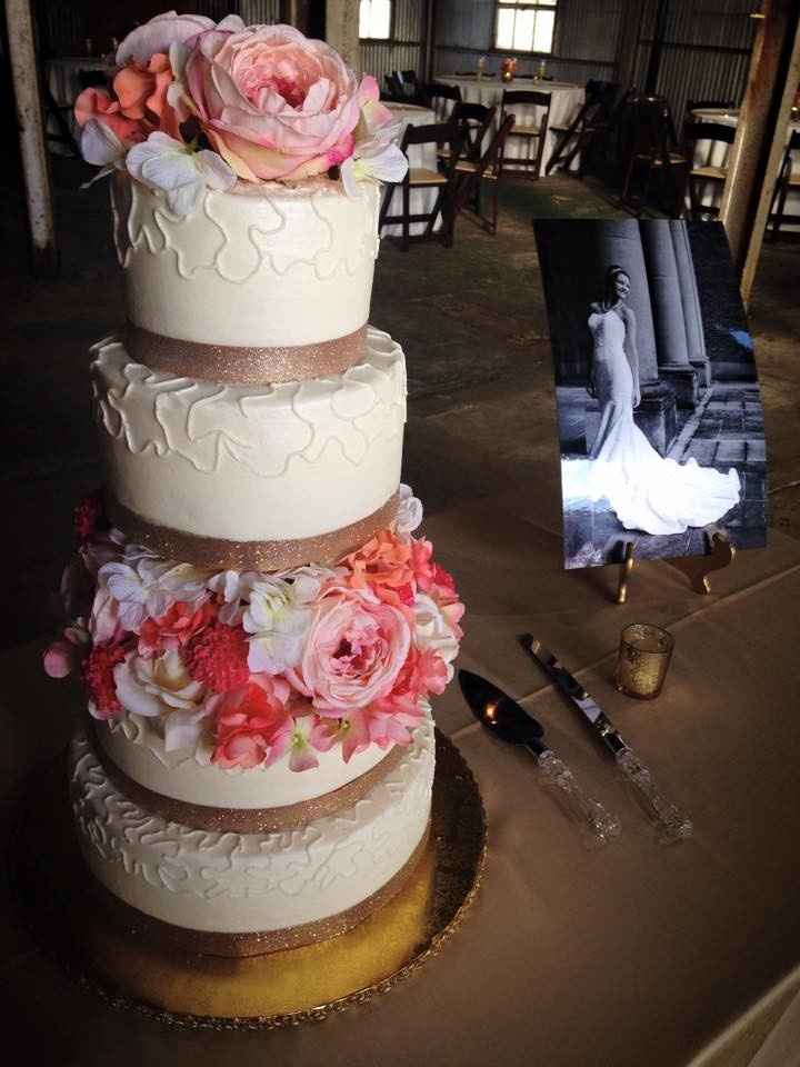 Well Ladies Im Married!!! Not my BAM, but a couple pics!!!