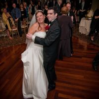 Plus sized brides - show off your dress!