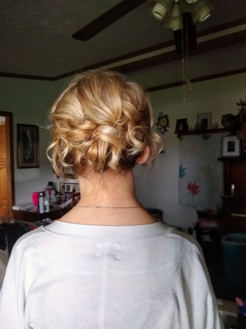 Updo for thin hair 4