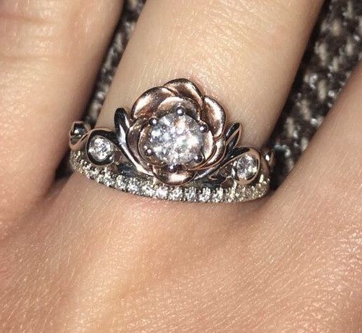 Bought my wedding ring today, eeeeek! 1