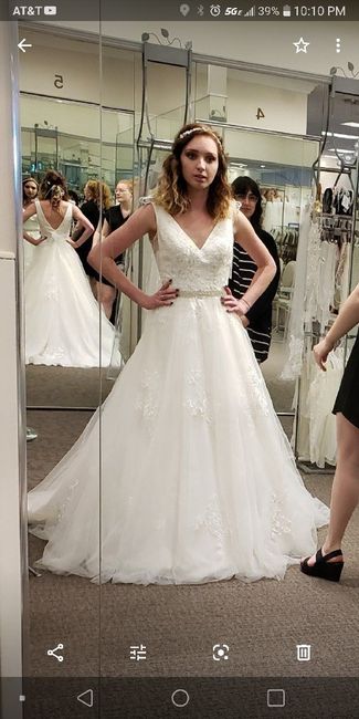 Short Brides! Help with wedding dress! 5