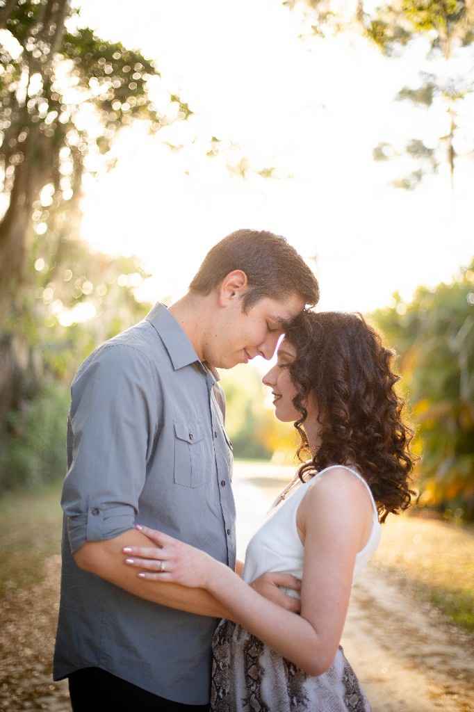 Back with engagement photos! - 2