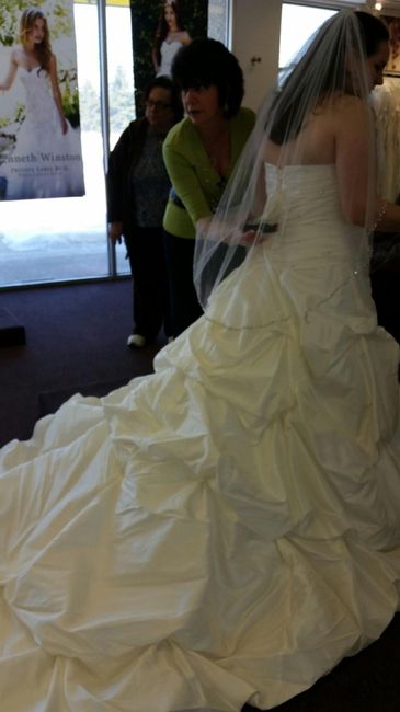 Lets see those dresses!