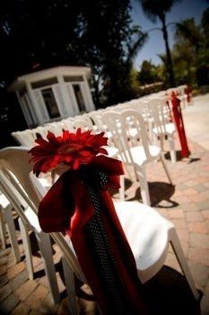 Aisle decor