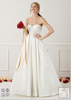 What does your dress look like? Post pics or give style number. I want to know what the trend is!