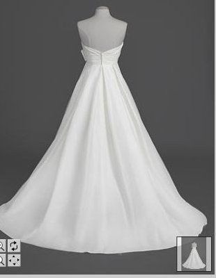 What does your dress look like? Post pics or give style number. I want to know what the trend is!