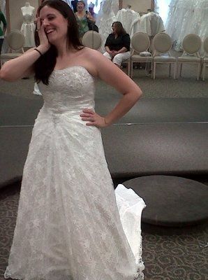 Gratuitous pictures of me dress shopping