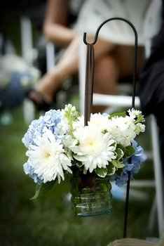Aisle decor