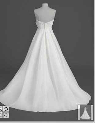 What does your dress look like? Post pics or give style number. I want to know what the trend is!