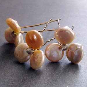 My grandma's pearls - Need your help!
