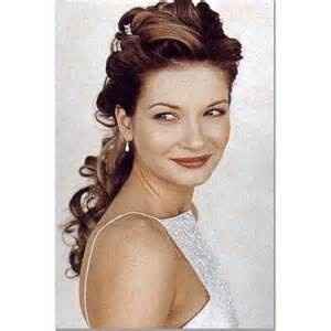 Show me your wedding day hair