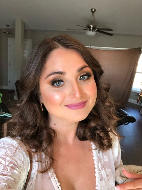 Professional makeup artist advice! Please help! 1