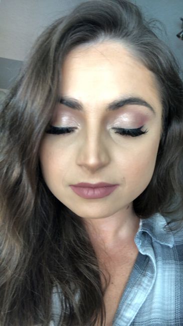 Professional makeup artist advice! Please help! - 2