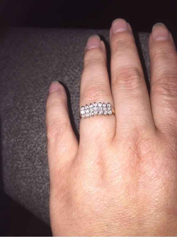 Twist on the ol' Ring Pics!