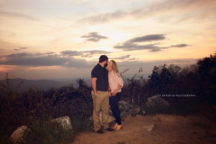 Engagement pictures!! 3