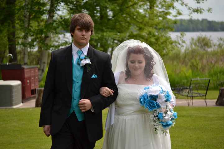 more wedding pics (very picture heavy)