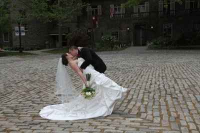 Wedding Pictures are IN!!!!