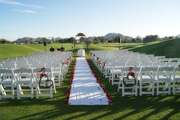 What type of venue are you getting married at? Pics