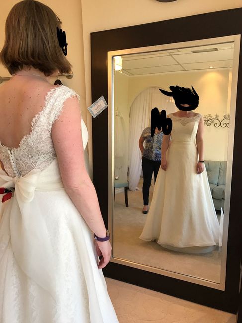 Yes to the dress, veil help