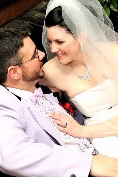 Married!! Pic heavy- got a sneak peek from of pro photos