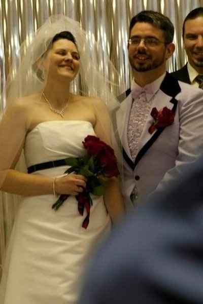 Married!! Pic heavy- got a sneak peek from of pro photos