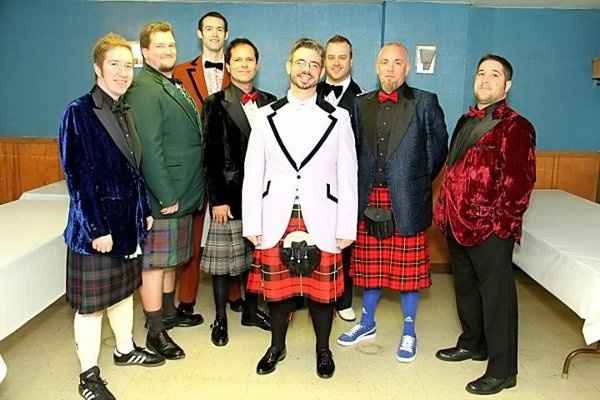 Married!! Pic heavy- got a sneak peek from of pro photos