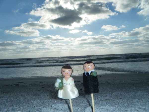 Let's see those HONEYMOON pics!
