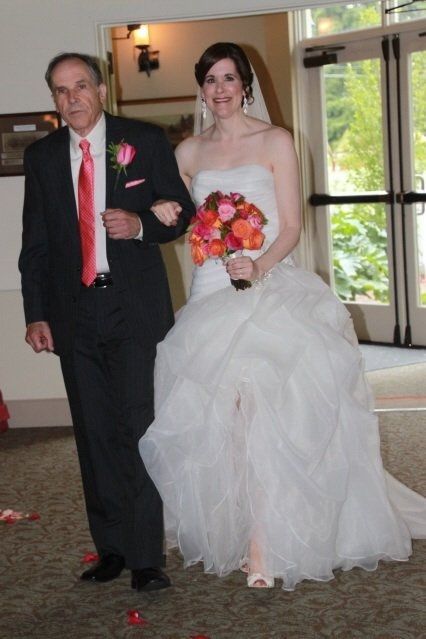 Back and Married!  Pics!!