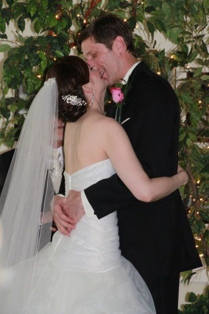 Back and Married!  Pics!!