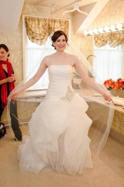 Can i see some dresses?!?!?!?