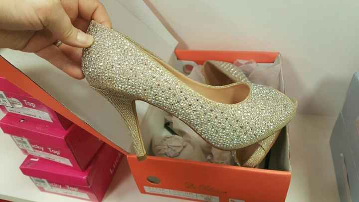 Show us your Bridal Shoes!!