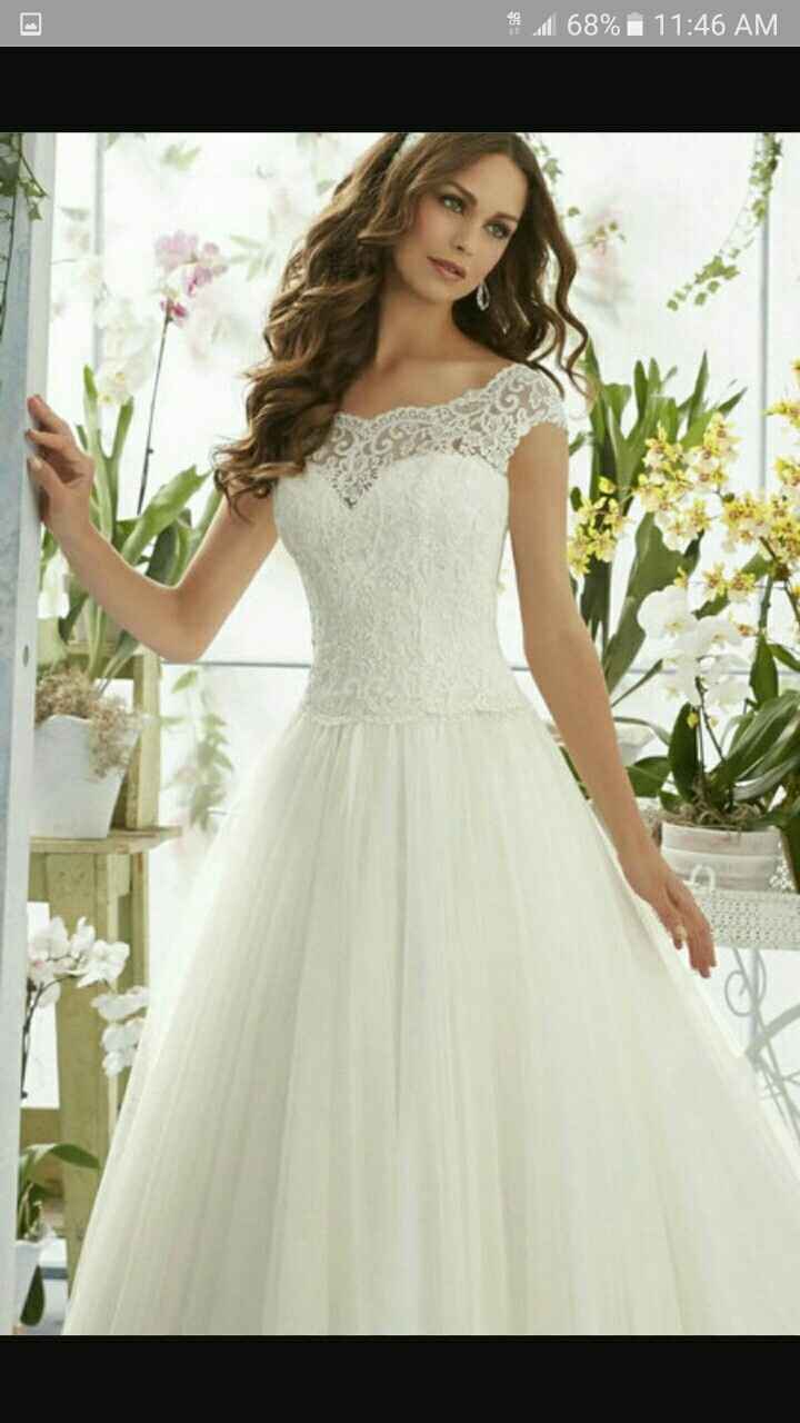 Wedding dress for short girl
