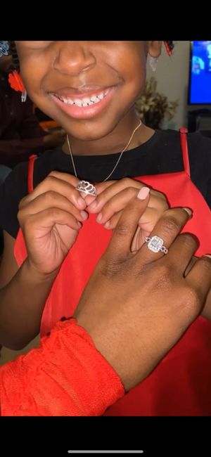 Brides of 2022! Show us your ring! 6