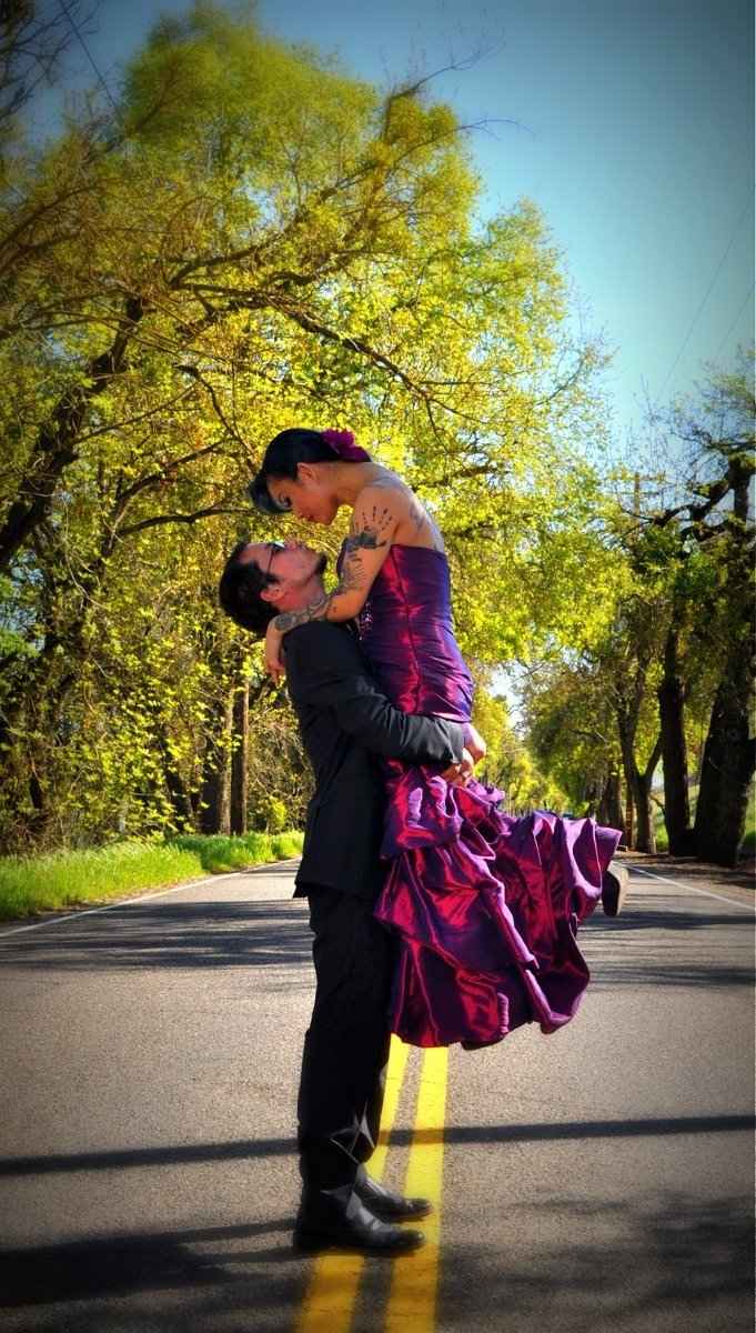 its my wedding I can do what want!!!