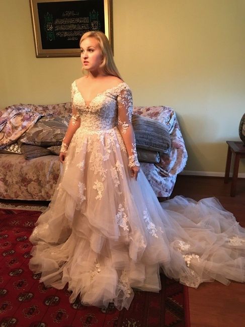 Show me your dress!