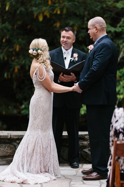 Let me see your wedding day hair!