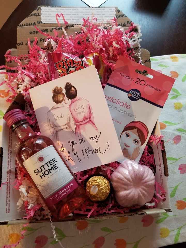 Bridesmaids proposal boxes - 1