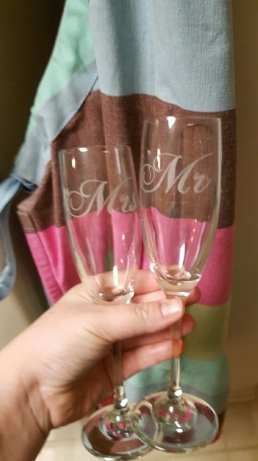 Toasting flutes