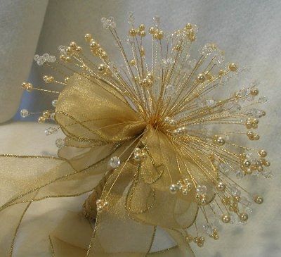 Please show me your bridesmaid bouquets