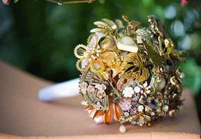 Please show me your bridesmaid bouquets