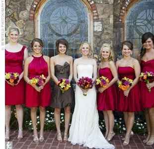 Need Help with Colors - Apple Red....and?