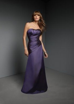 So now that we have the picture button. THANKS WW. I can post some of my pics...Here is my bridesmai