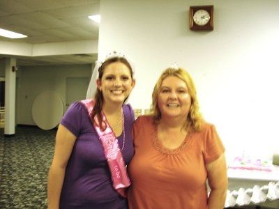 shower, MU trial, shoes and cupcake tower pics