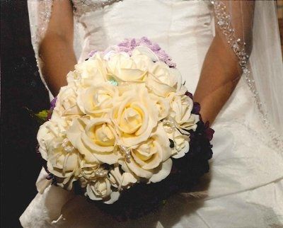 Blinging out My Bouquet * Help*