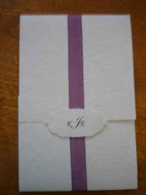 I want to see all DIY or non DIY invites you guys have!! Picture!