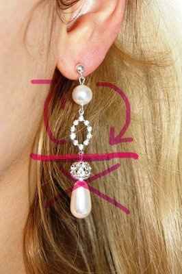 Show me your wedding jewelry accessories please..